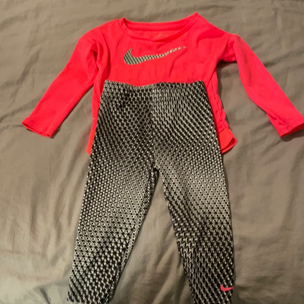 Nike outfit toddler girl 24 month